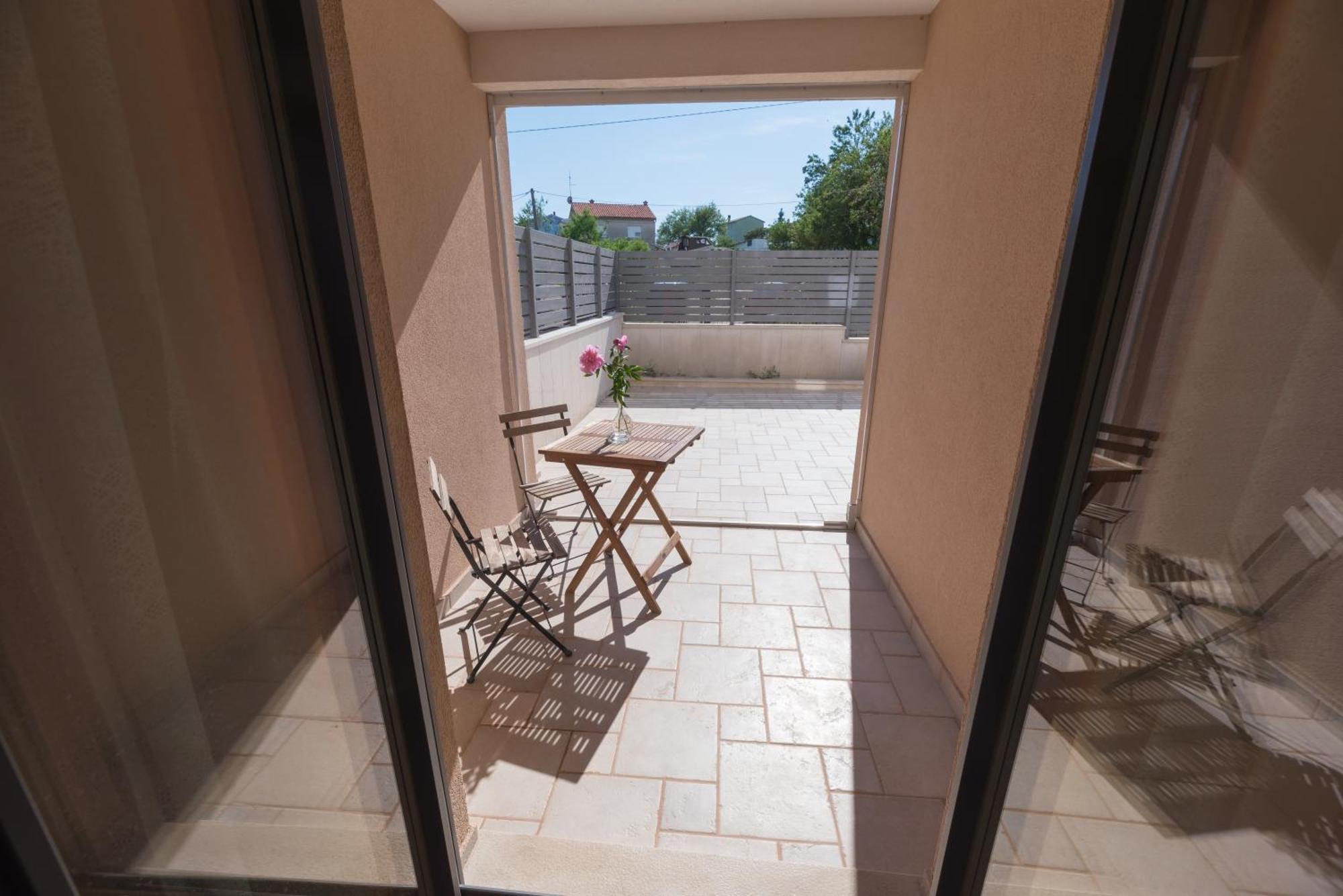 Nelkas Apartments Pula Zewnętrze zdjęcie